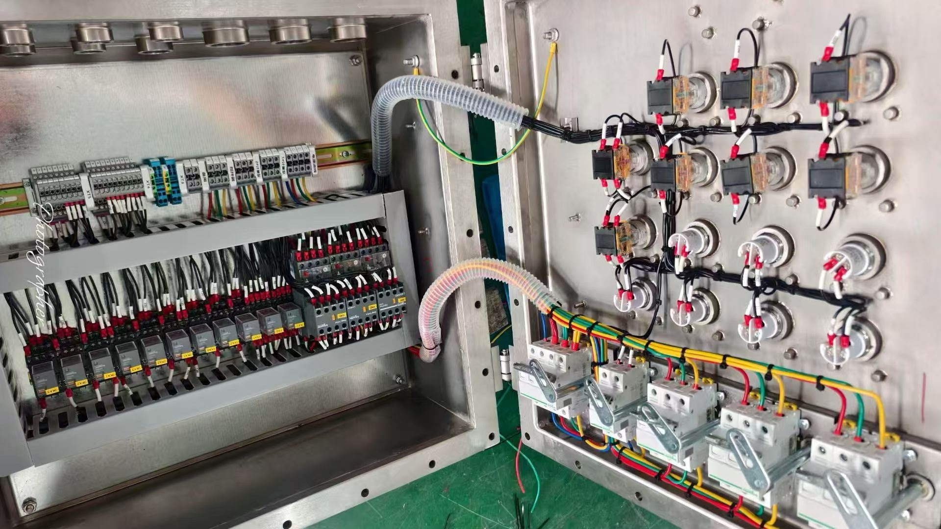 Wiring and assembly of an explosion-proof control panel at JoeAn