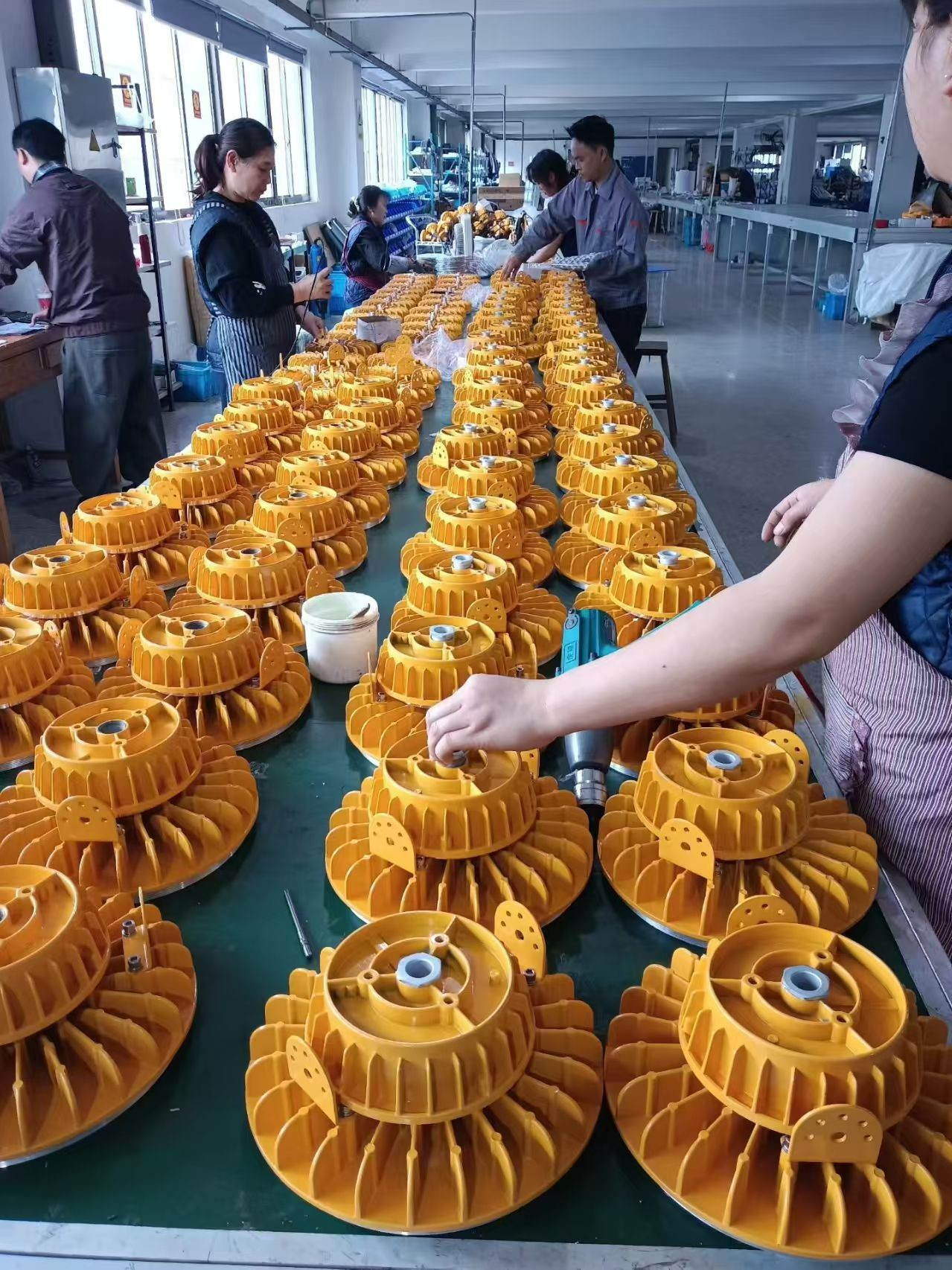 LED luminaire production line at the JoeAn factory